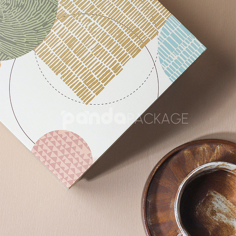 Modern Ceramic Cup Box with Abstract Nature-Inspired Print