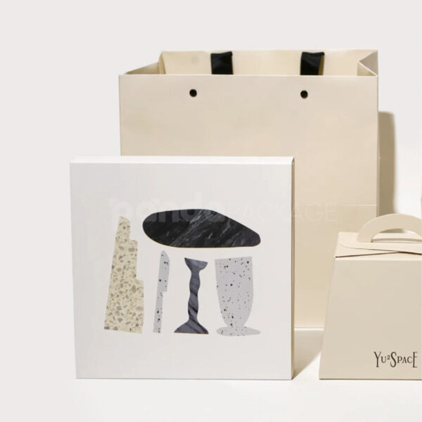 Minimalist Kraft Paper Box with Handle for Bakery Takeout