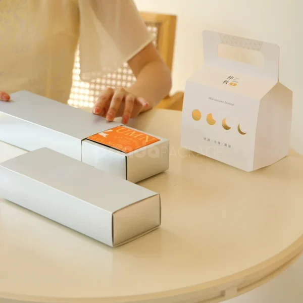 Minimalist Gray and White Mooncake Gift Box with Handle