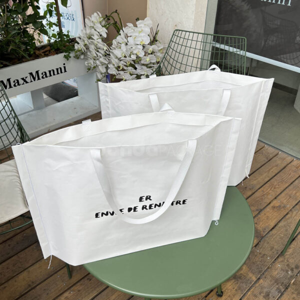Premium Non-Woven Garment Shopping Bag with Reinforced Handles