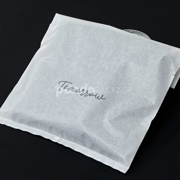 Soft Non-Woven Garment Dust Bag with Printed Logo