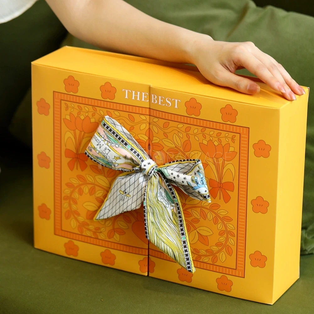 Vintage Orange Mooncake Gift Box with Decorative Ribbon