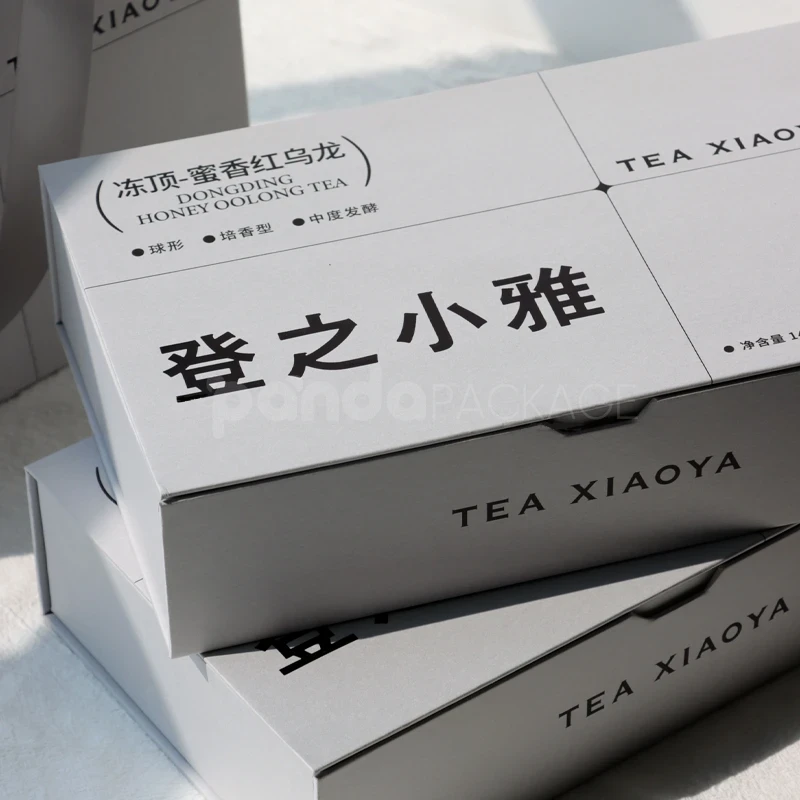 Cosmetic Box with Insert Divider