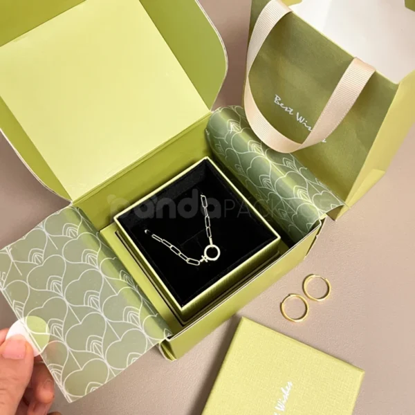 Green Rigid Jewelry Box with Gift Bag Set