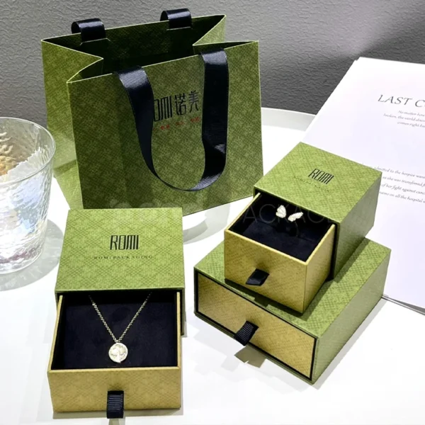 Textured Green Jewelry Box with Ribbon Pull