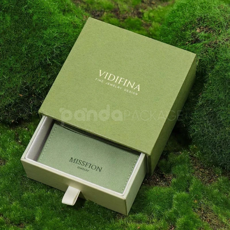 Eco-Friendly Green Jewelry Box