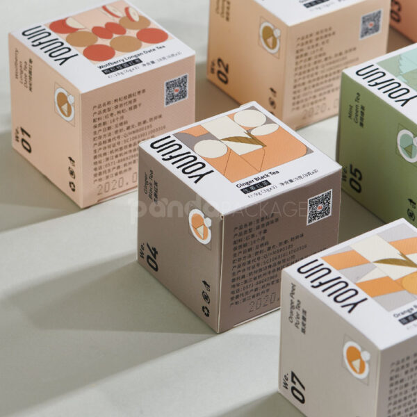 Minimalist Cube Tea Box with Delicate Illustration