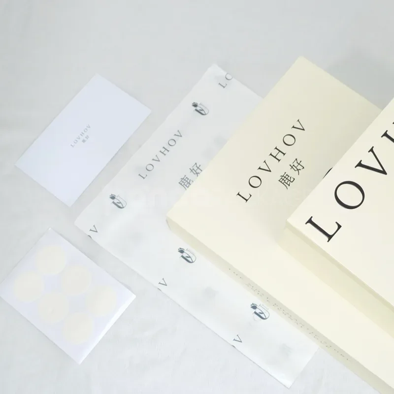 White Paper Gift Bag