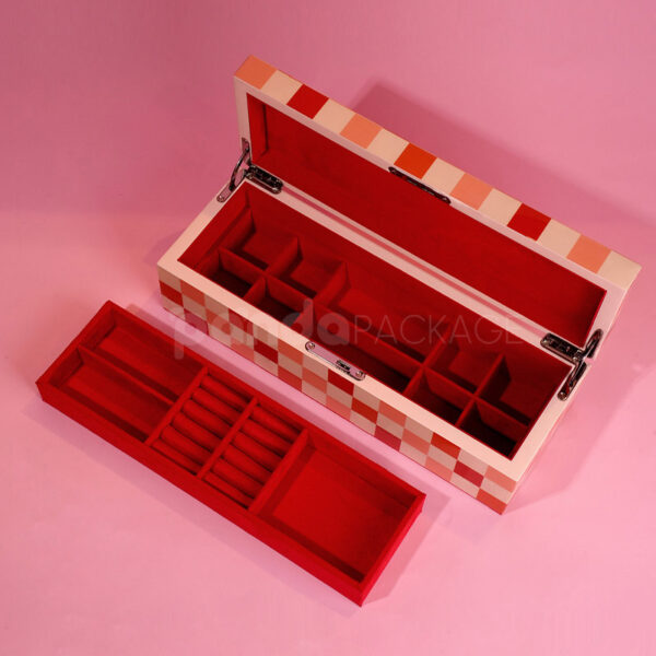Chic Checkered Hinged Treasure Jewelry Box