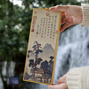 Red Gold Traditional Chinese Art Tea Gift Box