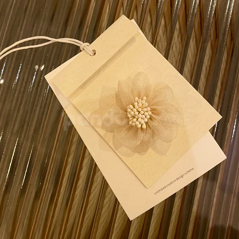 Beige 3D ShimmerBloom Tag with Golden Glitter Envelope
