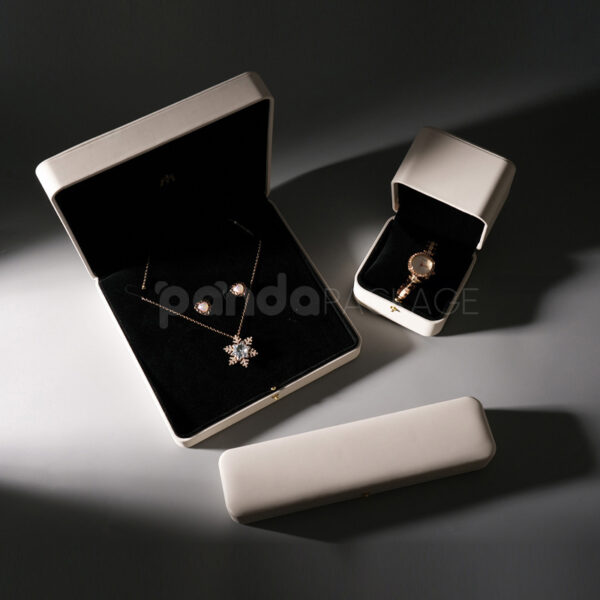 Ivory Faux Leather Hinged Heirloom Box