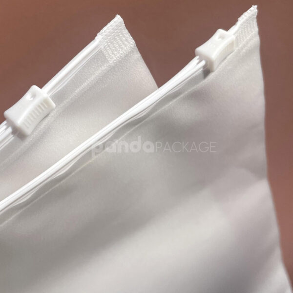 Ivory Premium Polypropylene Zipper Storage Bag with Heat-Sealed