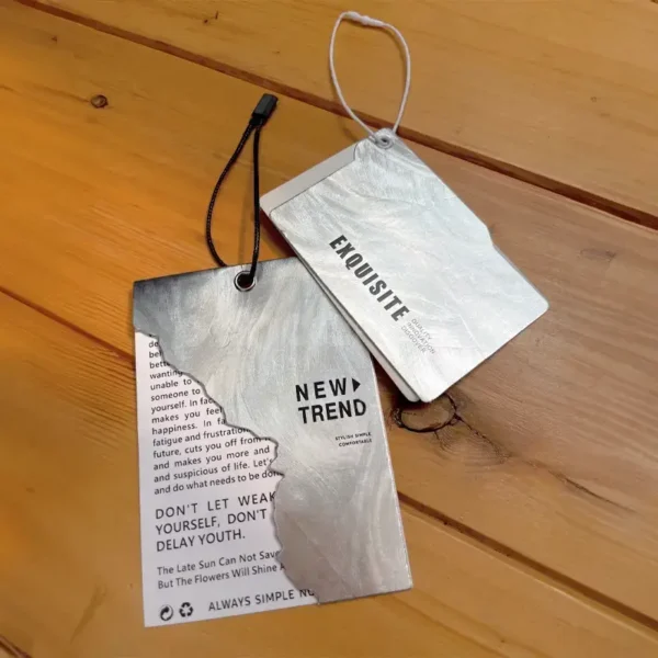 Exquisite Silver Minimal Tag