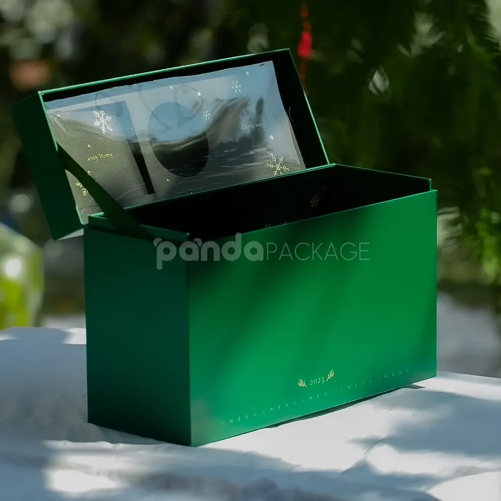 Dark green magnetic rigid box with flip lid for elegant packaging