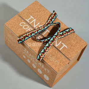 Foldable kraft double tuck box with cork pattern and colorful handle