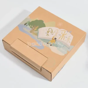 Foldable printed mailer box with tear strip for unboxing