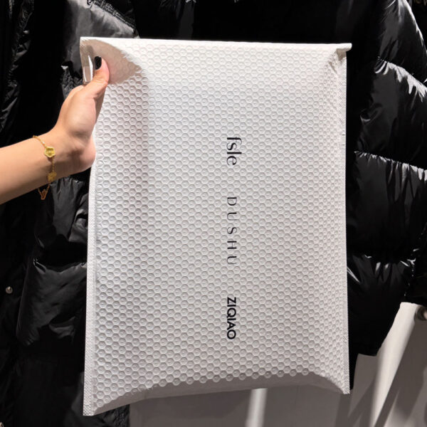 Minimalist White Honeycomb Apparel Mailing Bag Packaging