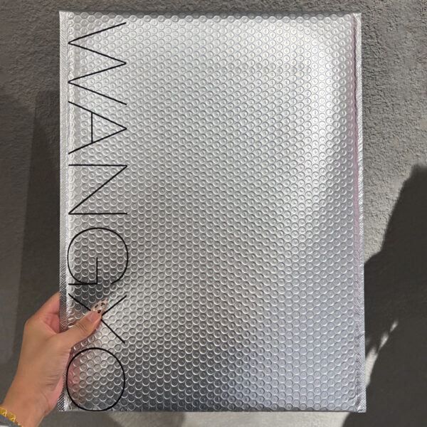 Silver Bubble Apparel Mailing Bag with Premium Protection