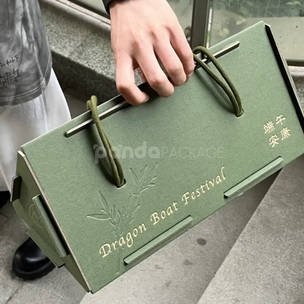 Triangle Paperboard Box with Rope Carry Handles