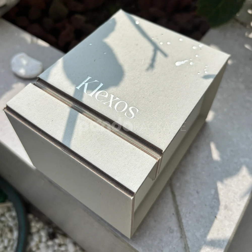 collapsible gray shoulder neck rigid box with textured finish