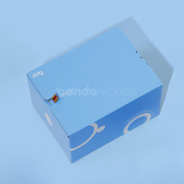 Durable Shipping Carton Box for Secure Packaging and Delivery
