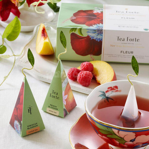 Elegant Pyramid Box Packaging for Tea and Specialty Products