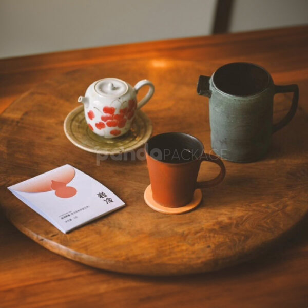 Minimalist Flat Pouch Tea Packaging with Gradient Color Design