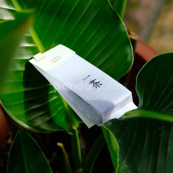 Vertical Gusset Tea Bag with Minimalist Chinese Style Design