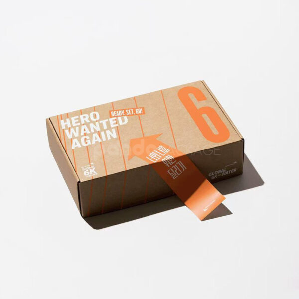 Sporty Shoe Packaging Box with Bold Modern Graphic Design