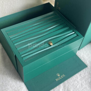 elegant green rigid box with textured hinged flip lid design