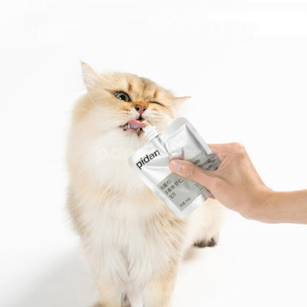 High-Protein Pet Food Packaging with Minimalist Modern Design