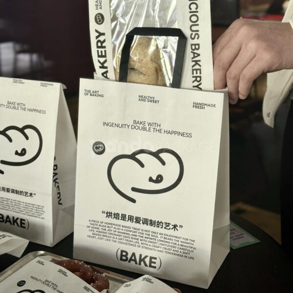Stylish Restaurant Paper Bags for Bakery and Fresh Pastries