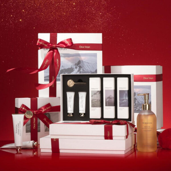 Luxury Red Cosmetic Gift Box Set with Aromatherapy Products