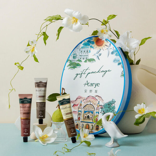 Luxury Cosmetic Gift Box Set with Hand Cream Collection