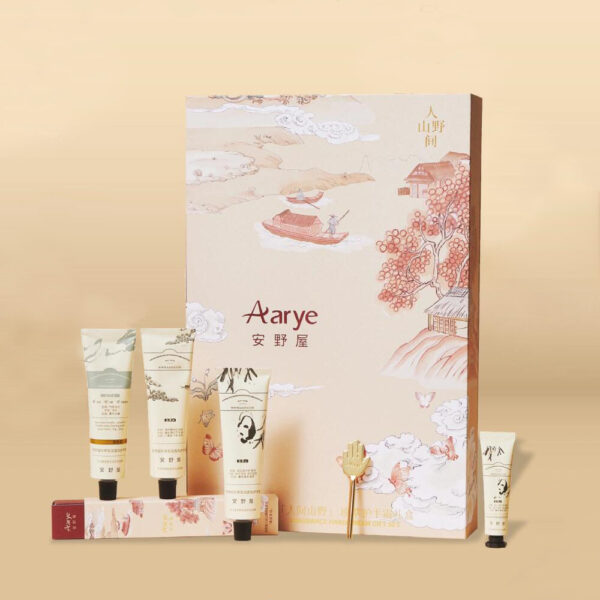 Elegant Oriental-Inspired Cosmetic Gift Box Hand Cream Set