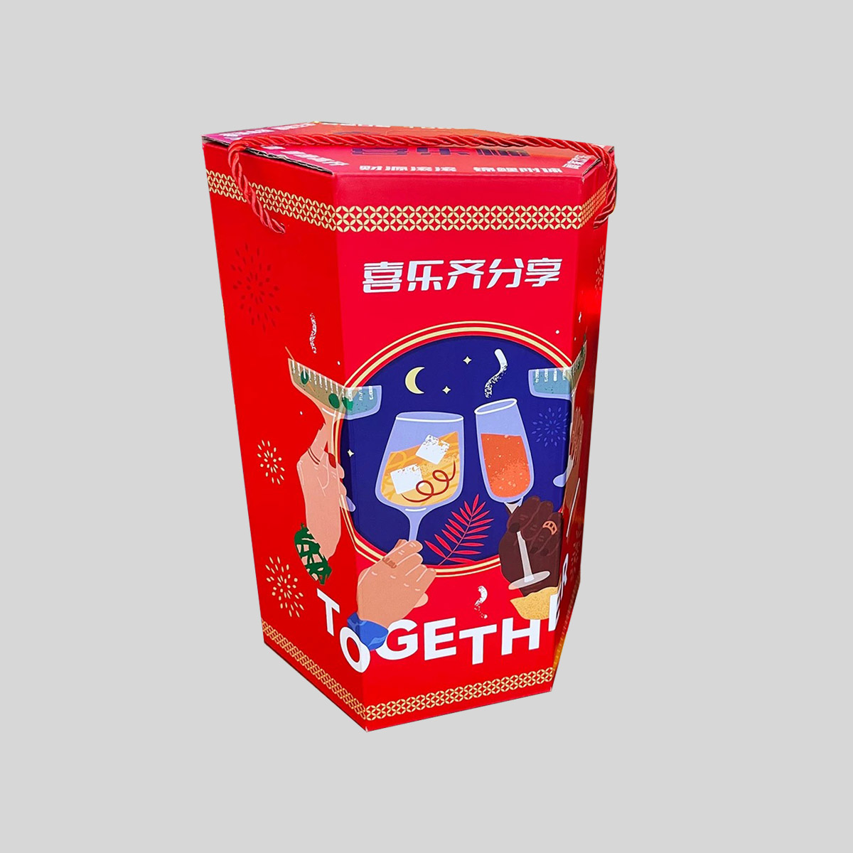 eco-friendly red paperboard beer gift carrier box with rope handle