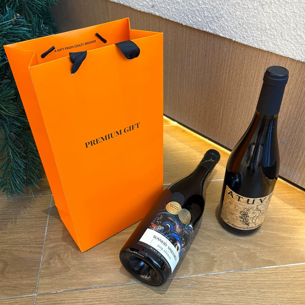 luxury paperboard gift bag for wine and liquor bottles