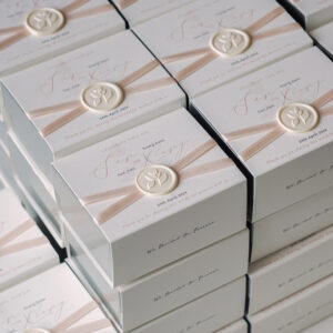 elegant white paperboard gift box with ribbon for wedding candy packaging