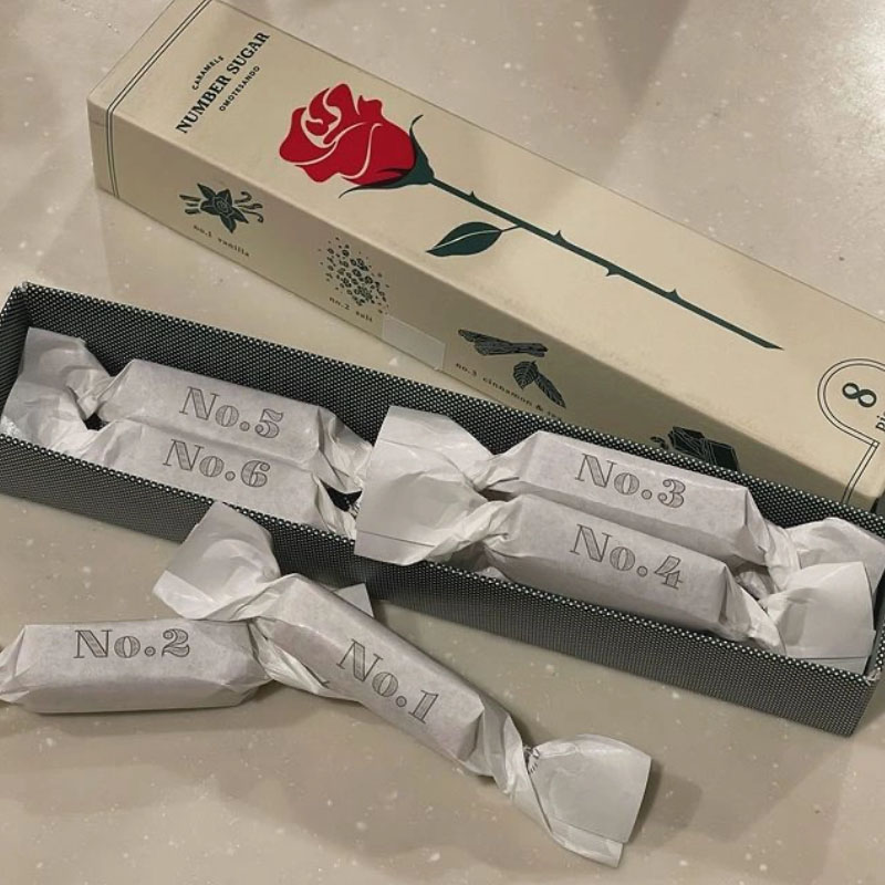 elegant square paperboard gift box with ribbon for candy packaging