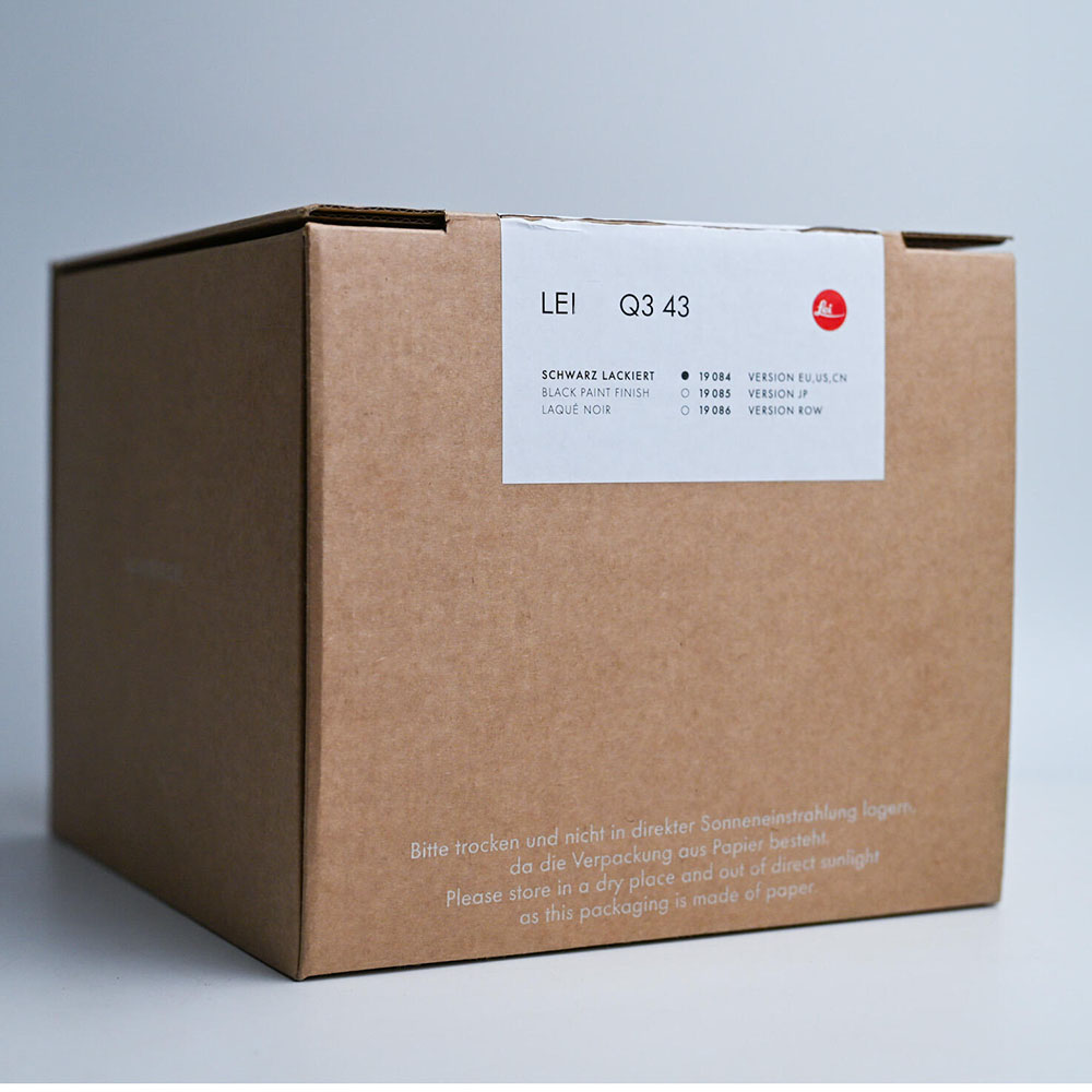 black rigid lift-off lid box for camera packaging with foam insert