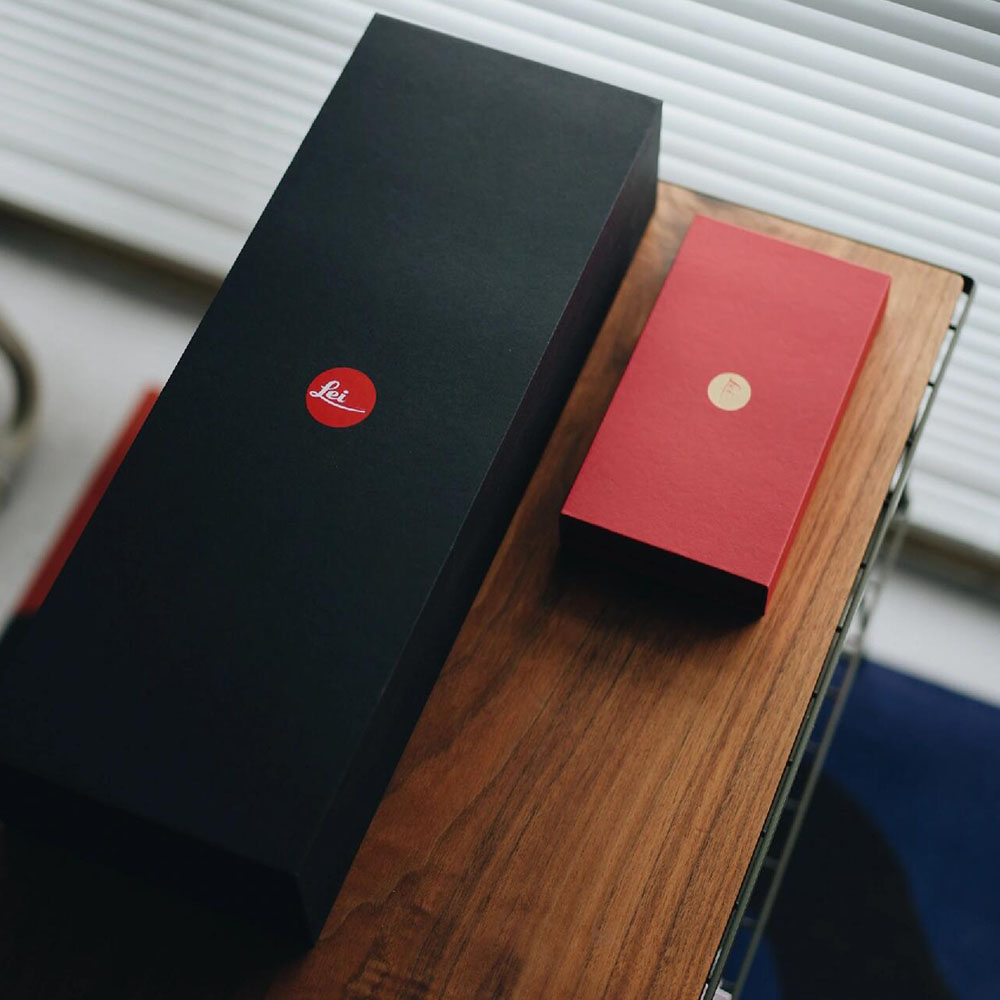 red rigid packaging box with gold foil stamping for electronic products