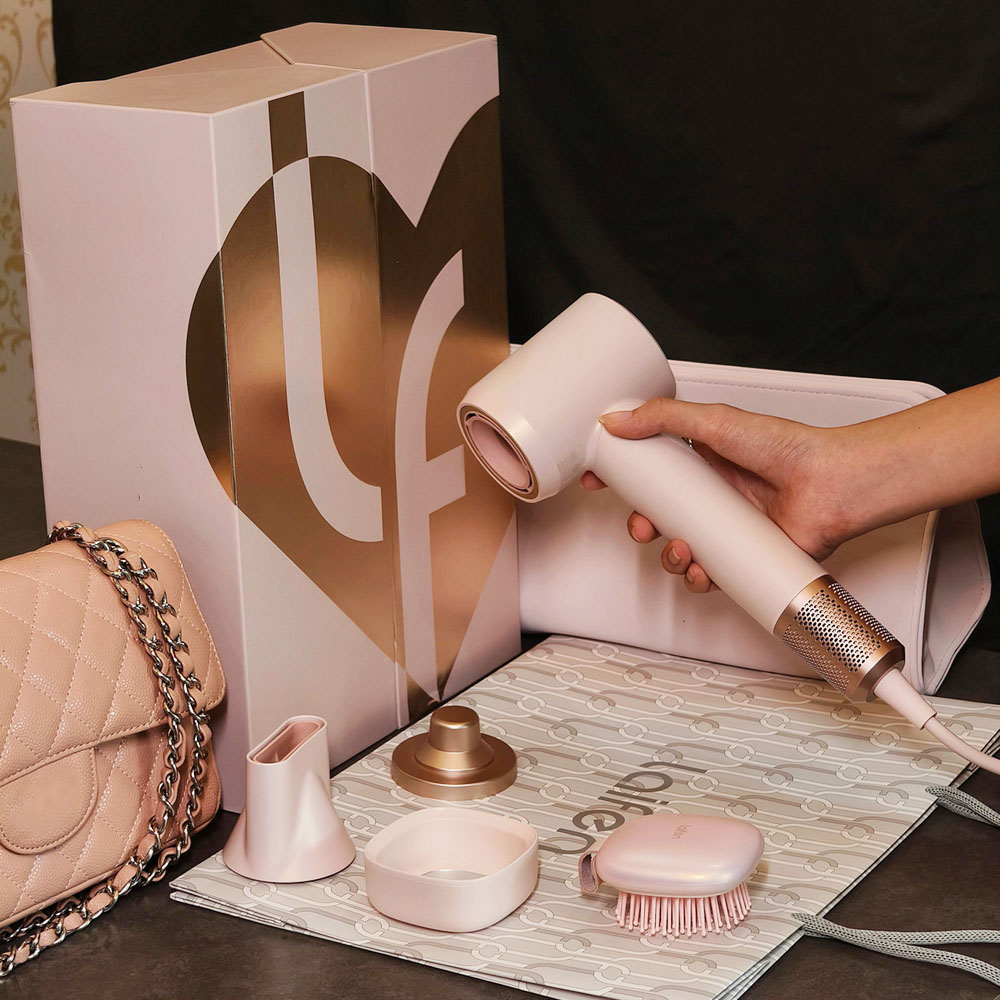 pink rigid magnetic double door packaging box for electronic gift sets
