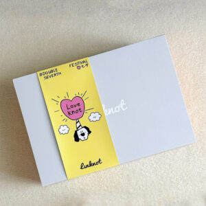 magnetic rigid paperboard gift box with flip-top lid and dividers