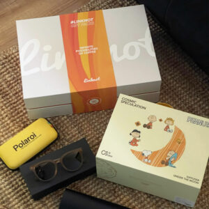 magnetic rigid paperboard gift box with flip-top lid and dividers