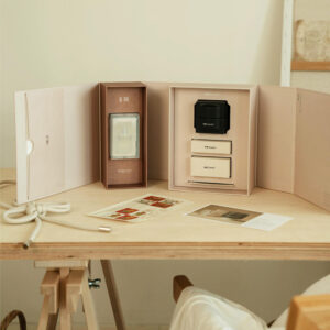 luxury magnetic rigid gift box with rope knot decoration