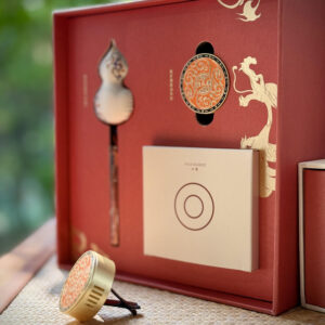 luxury rigid drawer gift box with handle for premium packaging