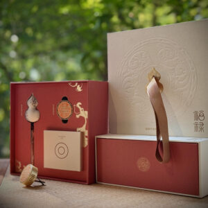 luxury rigid drawer gift box with handle for premium packaging