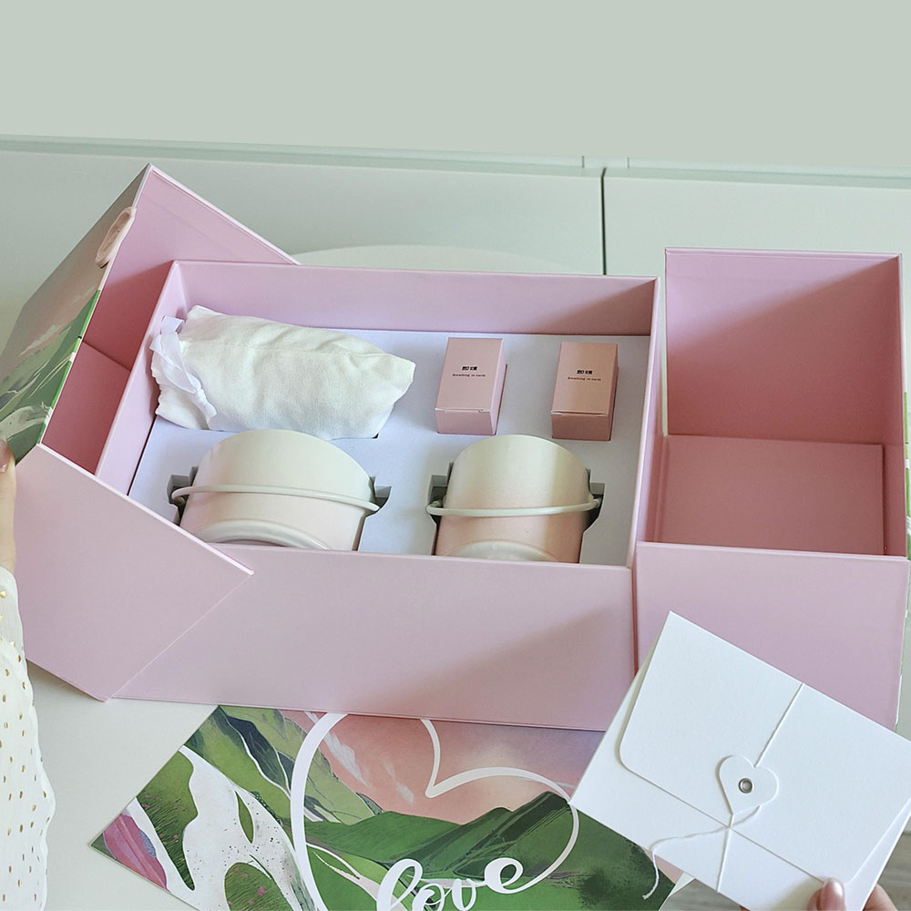 luxury pink fragrance rigid gift box with door lid for festival gifts