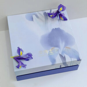 luxury magnetic rigid gift box with 3D floral decoration for skincare packaging